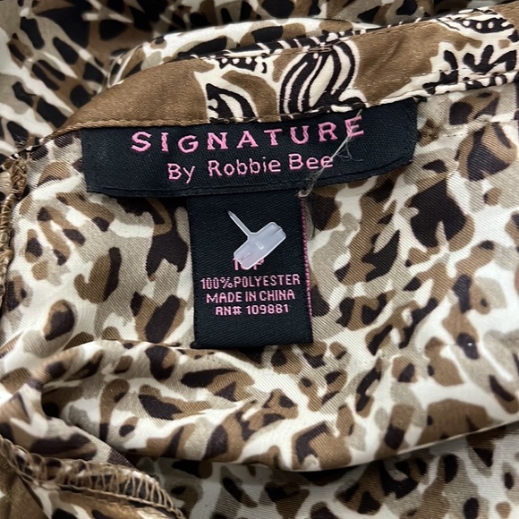 NWOT, SIGNATURE by ROBBIE BEE, Tieback, Printed, Dress, Size 10P - Picture 10 of 10